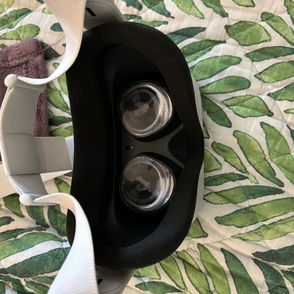 Meta Quest 2 Vr Headset